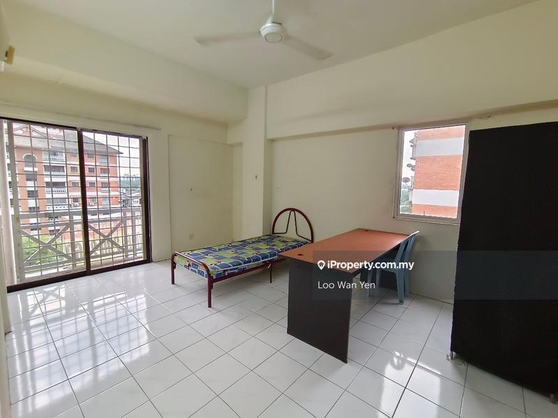 Condominium for Sale in Evergreen Park Acorn & Hazel by Loo Wan Yen - iProperty.com.my