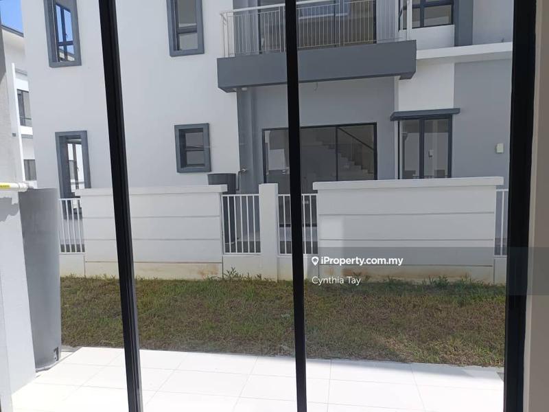 Semi-Detached House for Sale in Rasah Kemayan, Seremban by Cynthia Tay - iProperty.com.my