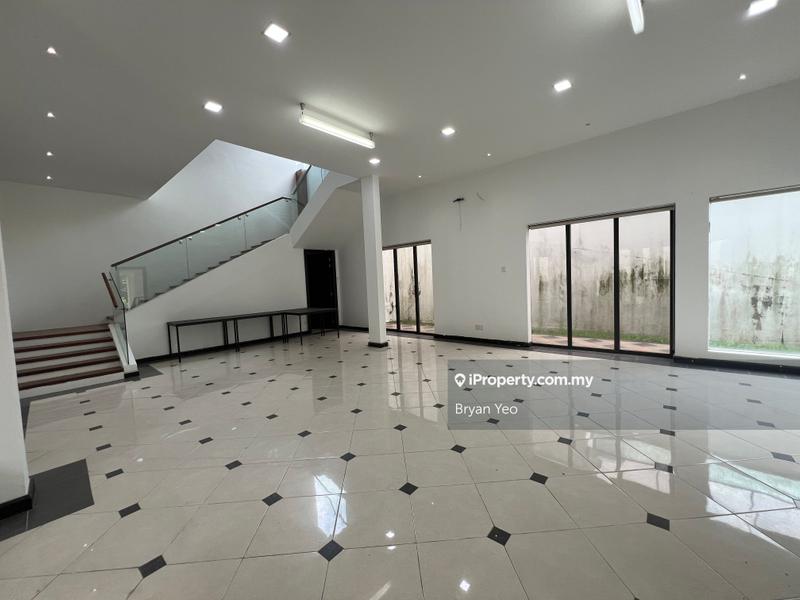 For Sale - Damansara Heights Bungalow Suitable For Private Lounge and Office