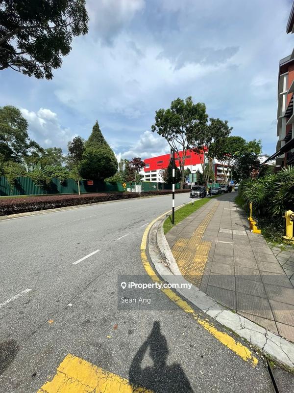 For Sale - Plaza Arkadia