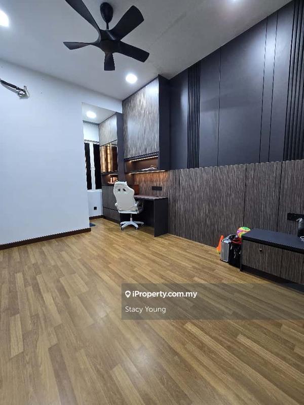 Terraced House for Sale in TTDI Grove, Kajang by Stacy Young - iProperty.com.my