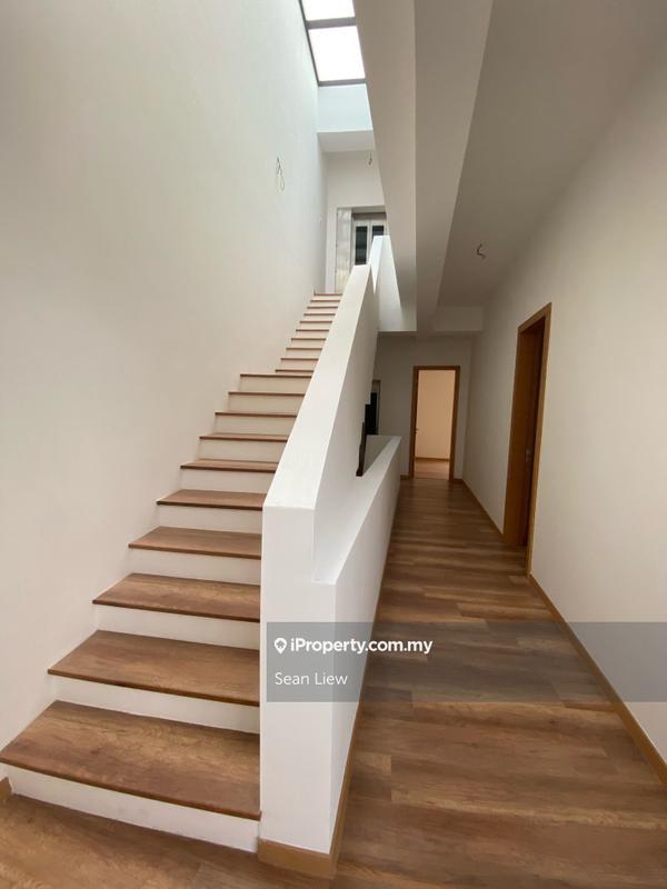 4-storey Terraced House for Sale in Damansara Perdana, Selangor by Sean Liew - iProperty.com.my