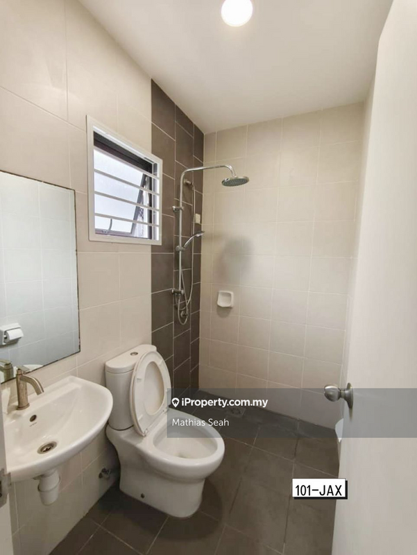 Rumah Berangkai 2 Tingkat untuk Dijual di Setia Permai, Setia Alam oleh Mathias Seah - iProperty.com.my