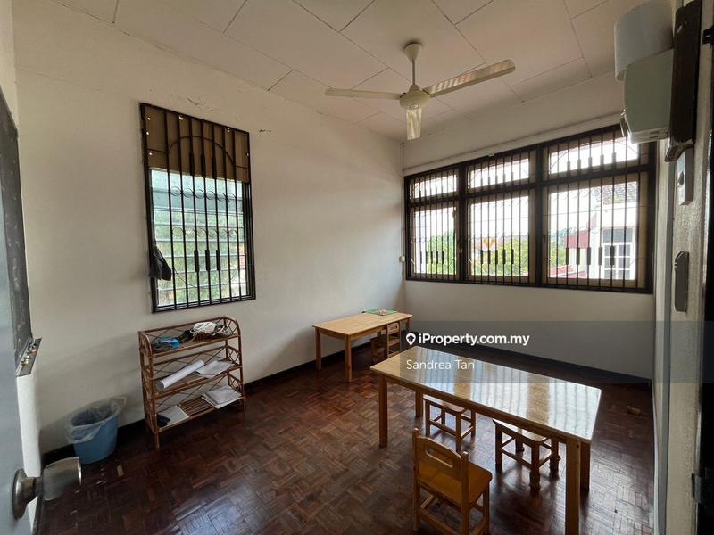 Semi-Detached House for Sale in 2-Storey Semi D at Sungai Ara, Bayan Lepas by Sandrea Tan - iProperty.com.my