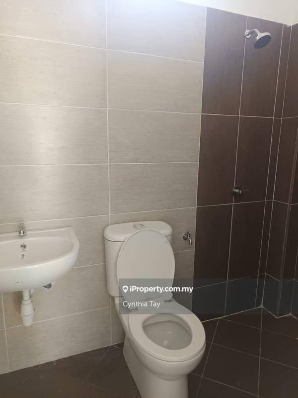 Rumah Berkembar untuk Dijual di Taman Bukit Senawang, Senawang oleh Cynthia Tay - iProperty.com.my