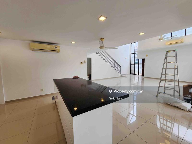 Rumah Berangkai 3 Tingkat untuk Dijual di Lake Fields, Sungai Besi oleh Suki Tan - iProperty.com.my