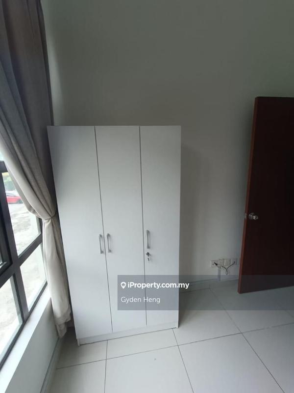 Kediaman Servis untuk Dijual di D'Summit Residences oleh Gyden Heng - iProperty.com.my