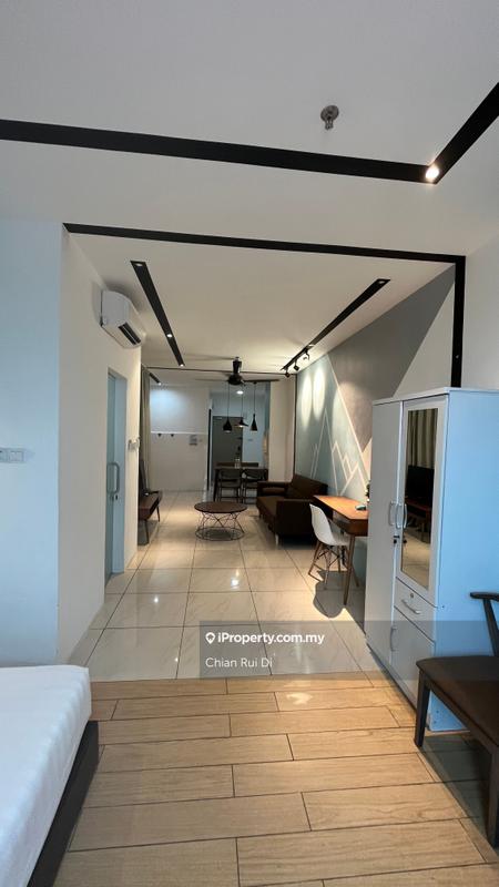 For Rent - Manhattan Suites @ ITCC