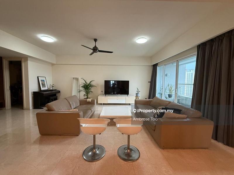 Kondominium untuk Dijual di Tiffani Kiara oleh Ambrose Too - living hall - iProperty.com.my