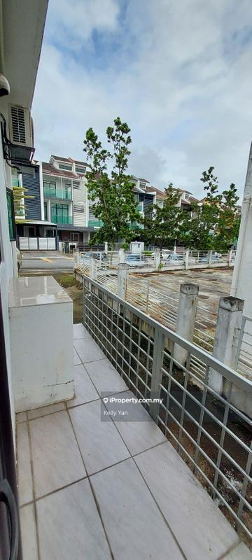 Rumah Berangkai 3 Tingkat untuk Dijual di Bandar Kinrara Seksyen 1, Bandar Kinrara oleh Kelly Yan Kai Lit - iProperty.com.my