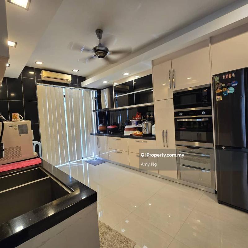 Rumah Berkembar untuk Dijual di TWIN PALM, Cheras oleh Amy Ng - iProperty.com.my