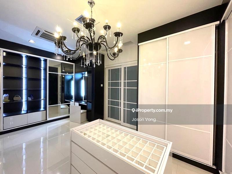 Walk-in wardrobe area