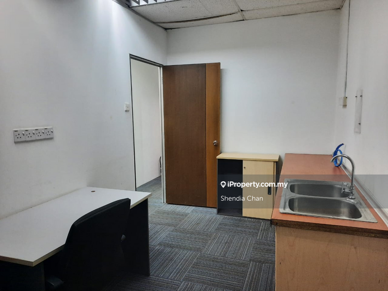 Pejabat untuk Disewa di Seksyen 16, Petaling Jaya oleh Shendia Chan - iProperty.com.my