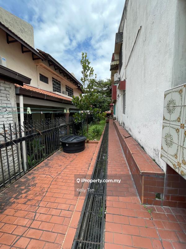 Bungalow House untuk Dijual di Taman Fern Grove, Cheras oleh Kelly Tan - iProperty.com.my