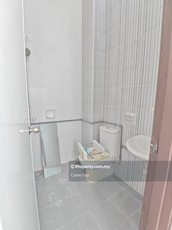 Rumah Berangkai 2 Tingkat untuk Dijual di Taman Daiman Jaya, Kota Tinggi oleh Claire Yap - iProperty.com.my