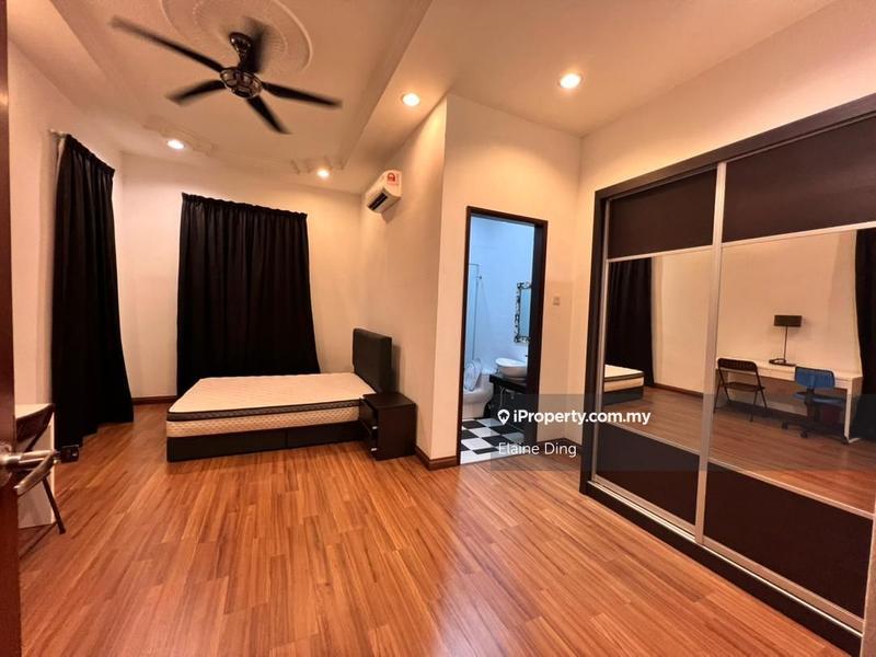 Bungalow House for Sale in Bluwater Estate of The Mines Resort City, Seri Kembangan by Elaine Ding - iProperty.com.my