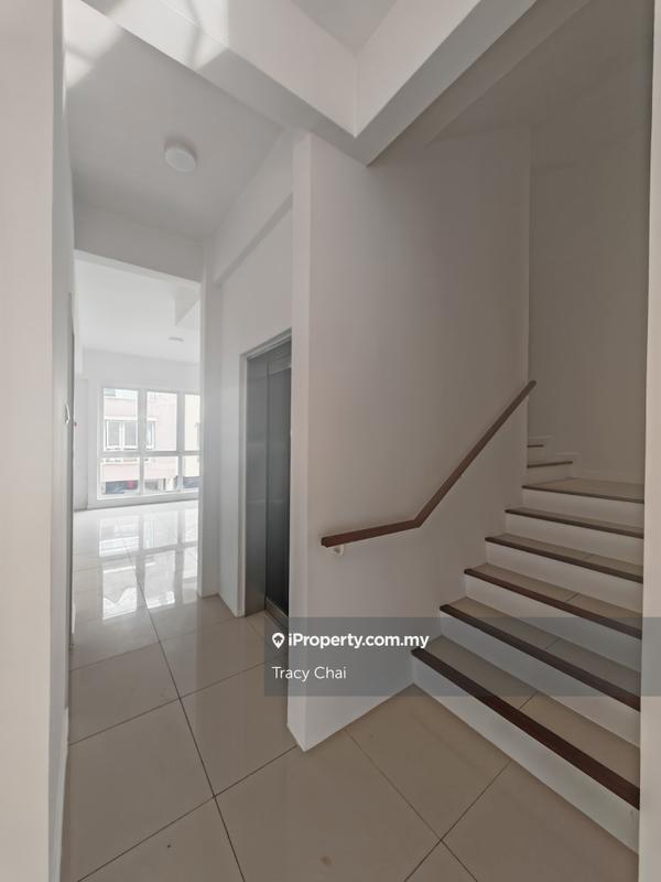 Rumah Berangkai 4 Tingkat untuk Dijual di Canary Residensi, Cheras oleh Tracy Chai - iProperty.com.my