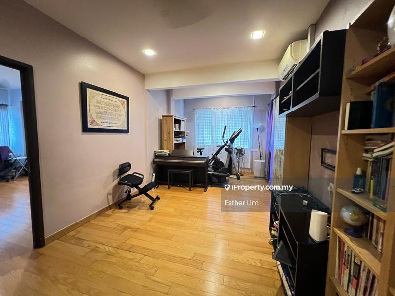 Rumah Berangkai 2 Tingkat untuk Dijual di Seri Utama Damansara, Kota Damansara oleh Esther Lim - Study - iProperty.com.my