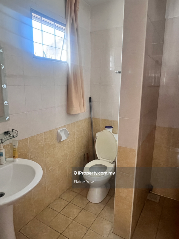 Rumah Teres untuk Dijual di Taman Tasik Indah, Jalan Ipoh oleh Elaine Yew - iProperty.com.my