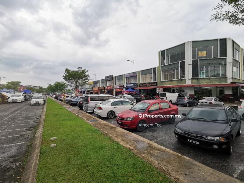 Shop for Rent in Saujana Rawang, Rawang by Vincent Tee - iProperty.com.my