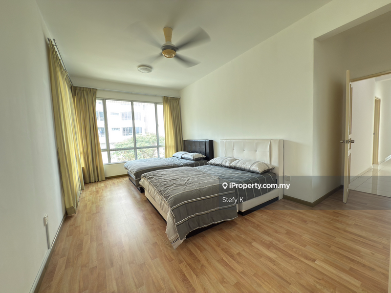 Condominium for Sale in The Waterfront Condominium by Stefy K - iProperty.com.my