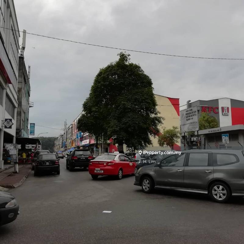 Kedai untuk Disewa di Seksyen 25, Shah Alam oleh T. H. Lim - iProperty.com.my