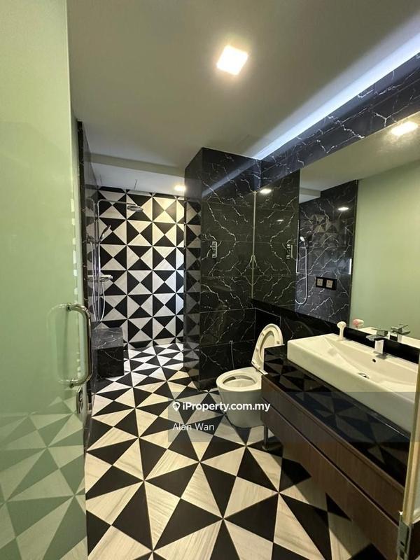 Bungalow House untuk Dijual di Lakefront Villa, Cyberjaya oleh Alan Wan - iProperty.com.my
