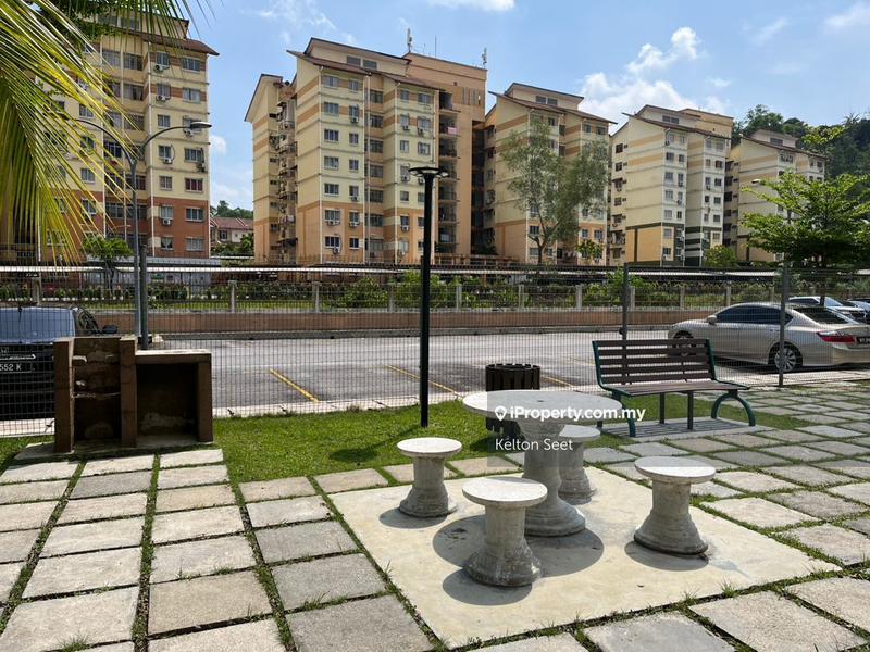 Apartment for Sale in Tiara Hatamas Apartment by Kelton Seet - iProperty.com.my