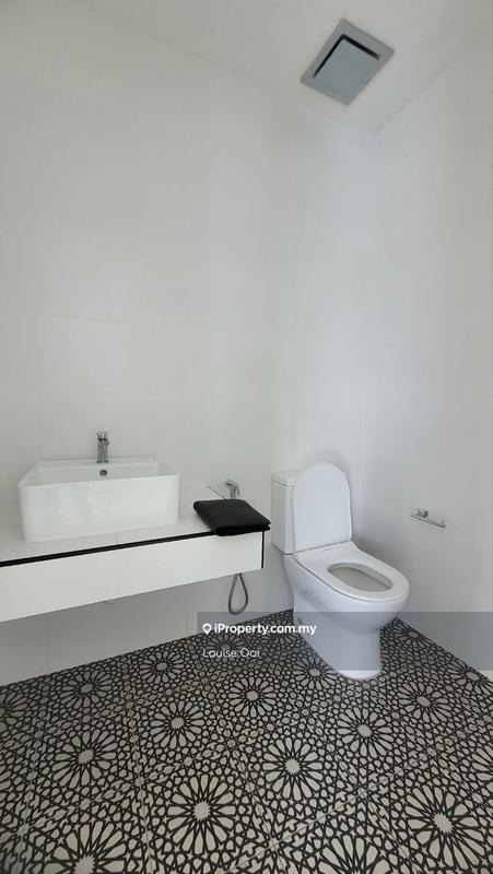 Bungalow House for Sale in Bandar Puncak Alam, Puncak Alam by Louise Ooi - iProperty.com.my