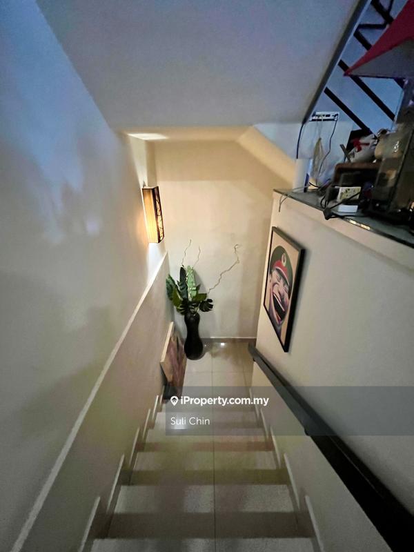 3-storey Terraced House for Sale in Taman Persiaran Desa, Seputeh by Suli Chin - iProperty.com.my