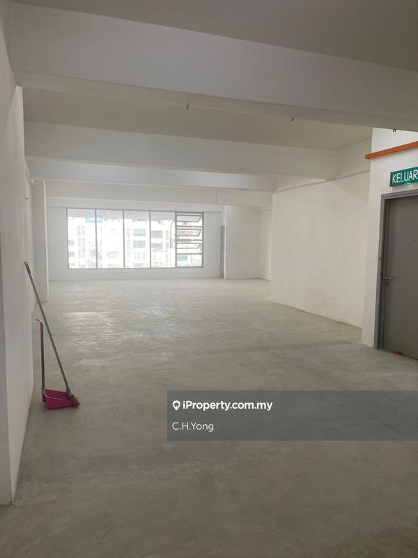 For Rent - 2nd floor shop/office @ Equine park | Taman Equine
