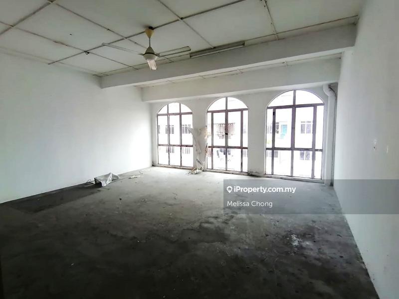 Shop-Office for Sale in Kajang, Kajang by Melissa Chong - iProperty.com.my