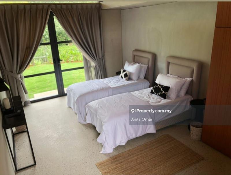 Bungalow House for Sale in Pasir Panjang, Negeri Sembilan by Anita Omar - iProperty.com.my