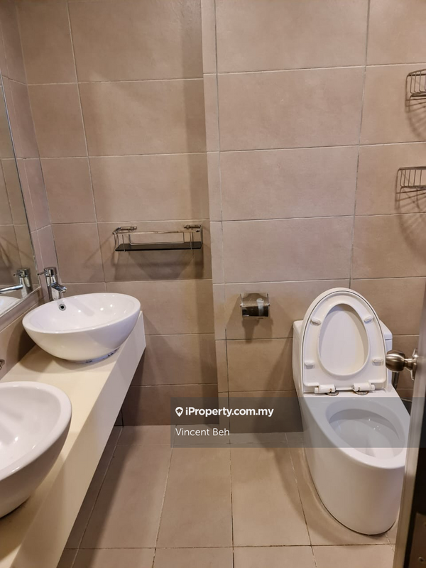 Residensi Servis untuk Dijual di D'Latour oleh Vincent Beh - iProperty.com.my