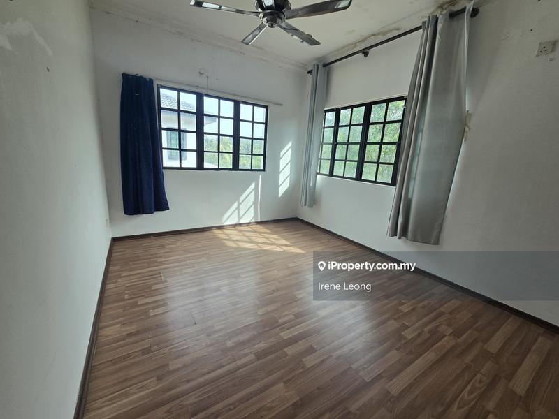Bungalow House for Sale in Taman Gemilang, Bentong by Irene Leong - iProperty.com.my
