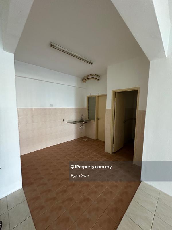Pangsapuri untuk Dijual di Bougainvilla oleh Ryan Swe - iProperty.com.my