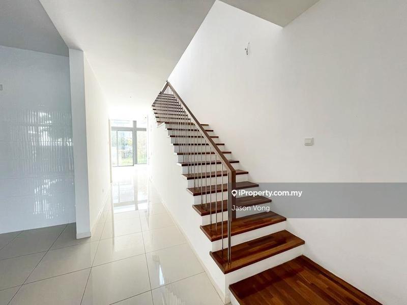 Rumah Berangkai 3 Tingkat untuk Dijual di Lake Fields, Sungai Besi oleh Jason Vong - iProperty.com.my