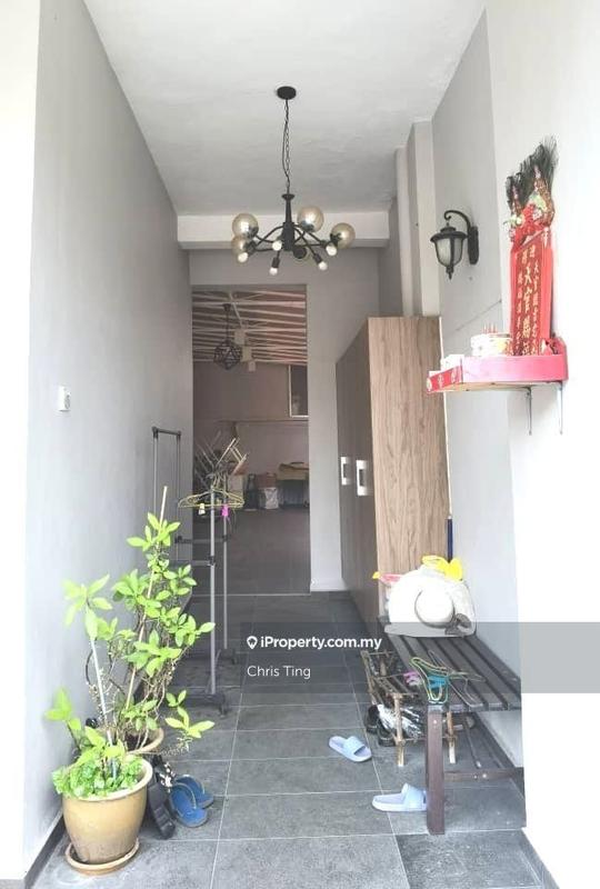 Semi-Detached House for Sale in Saujana Puchong, Puchong by Chris Ting - iProperty.com.my