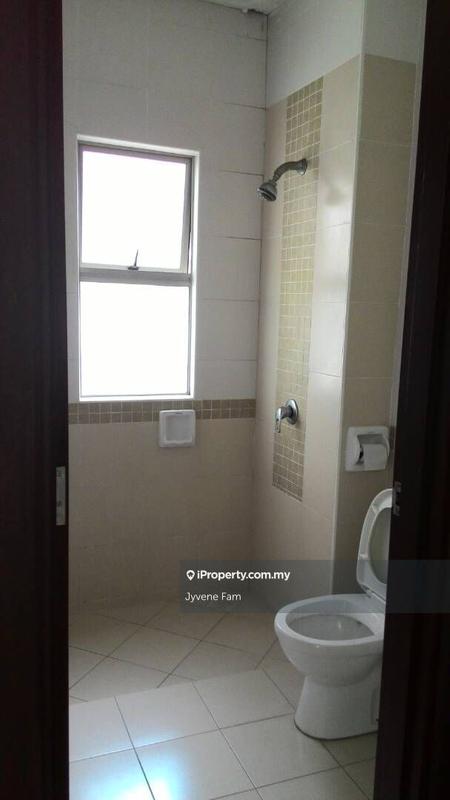 Rumah Berkembar untuk Dijual di Setia Ecopark, Setia Alam, Klang oleh Jyvene Fam - iProperty.com.my