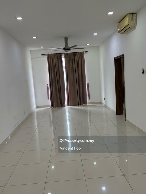 Condominium for Rent in Sri Putramas III / Royal Regent by Vincent Hoo - Living Room - iProperty.com.my