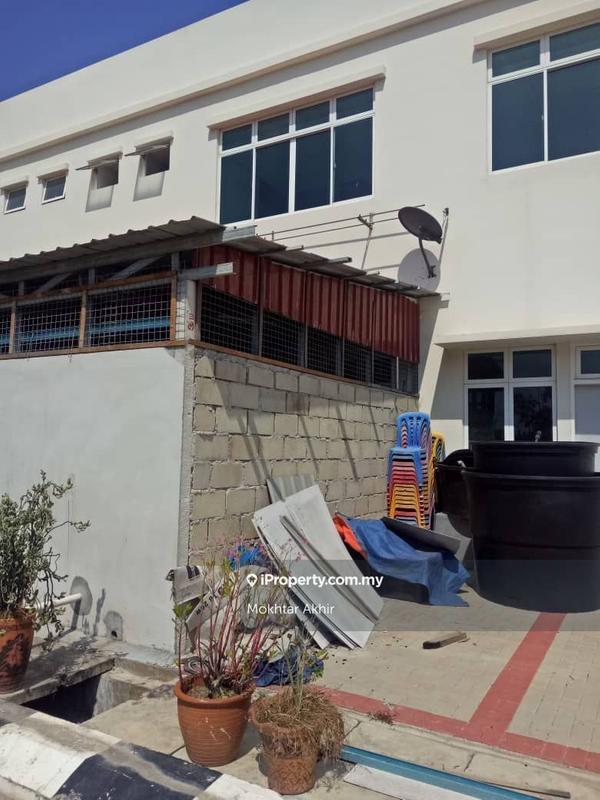 Kedai-Pejabat untuk Dijual di Taman Rengit Sentral, Pengerang oleh Mokhtar Akhir - iProperty.com.my