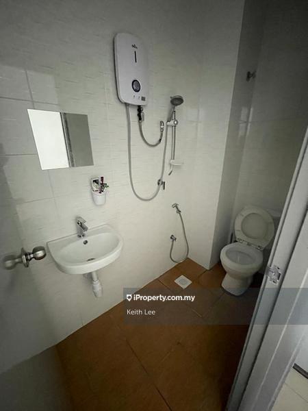 Kediaman Servis untuk Dijual di Ayuman Suites oleh Keith Lee - iProperty.com.my