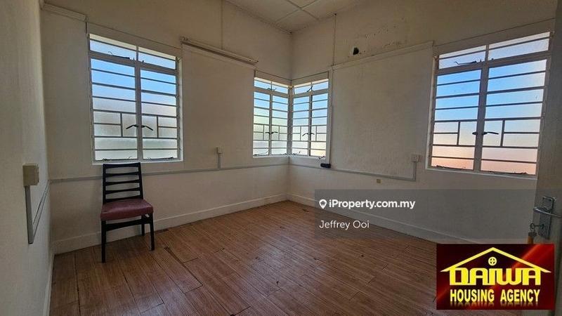 For Rent - Pulau Tikus Old Bungalow (Big Compound) behind Island Hospital