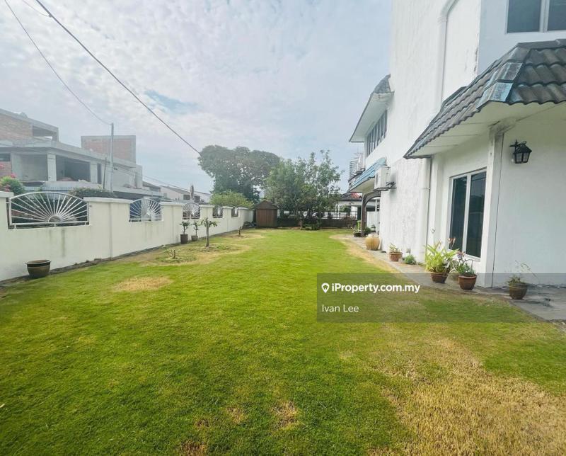 Rumah Berkembar untuk Dijual di Taman Tun Dr. Ismail, Kuala Lumpur oleh Ivan Lee - iProperty.com.my