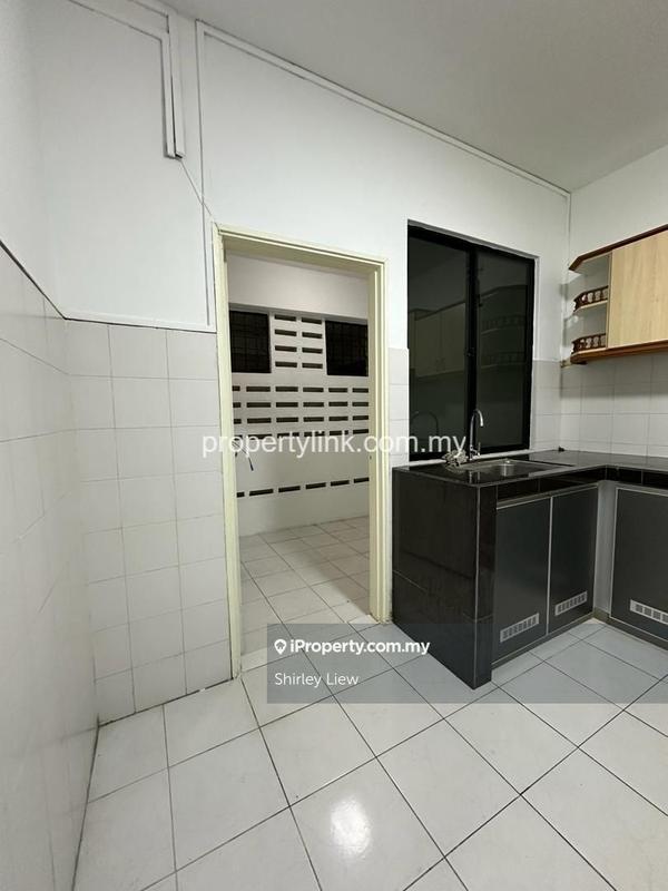 For Rent - Maxwell Towers