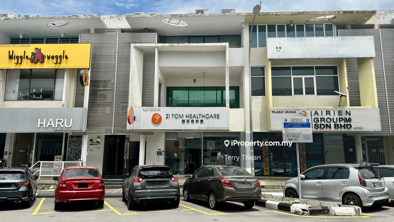For Sale - 2.5 Storey Shop @ Taman Esplanad Bukit Jalil , Fully Tenanted Unit