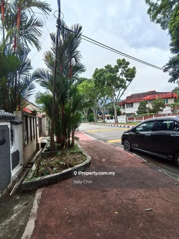 Semi-Detached House for Sale in Lorong Lembah Permai, Tanjung Bungah by Sally Chin - iProperty.com.my