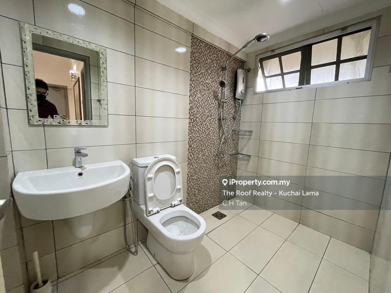 Rumah Bandar untuk Dijual di Ampang Hilir, Ampang oleh C.H Tan - iProperty.com.my