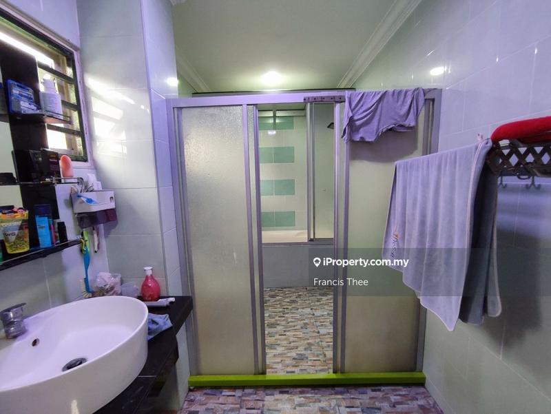 Rumah Berangkai 2.5 Tingkat untuk Dijual di mic2e, Cheras oleh Francis Thee - iProperty.com.my