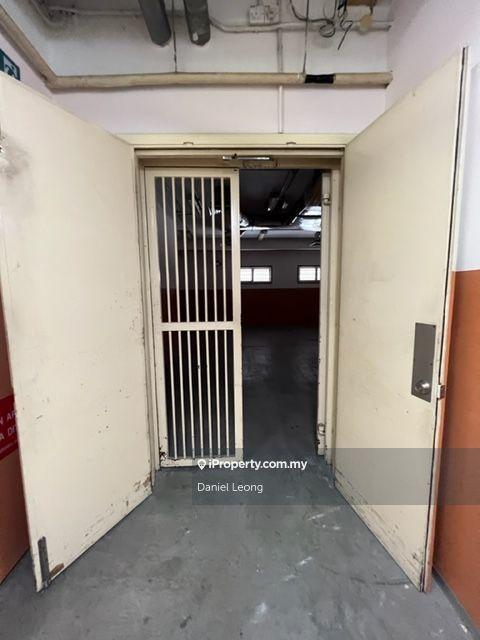 Pejabat untuk Dijual di Shah Alam, Shah Alam oleh Daniel Leong - iProperty.com.my